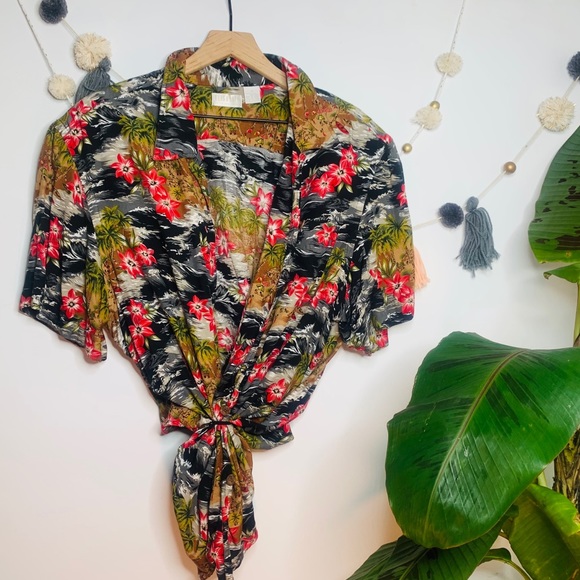 VINTAGE y2k oversized Hawaiian button up popover - Picture 2 of 13